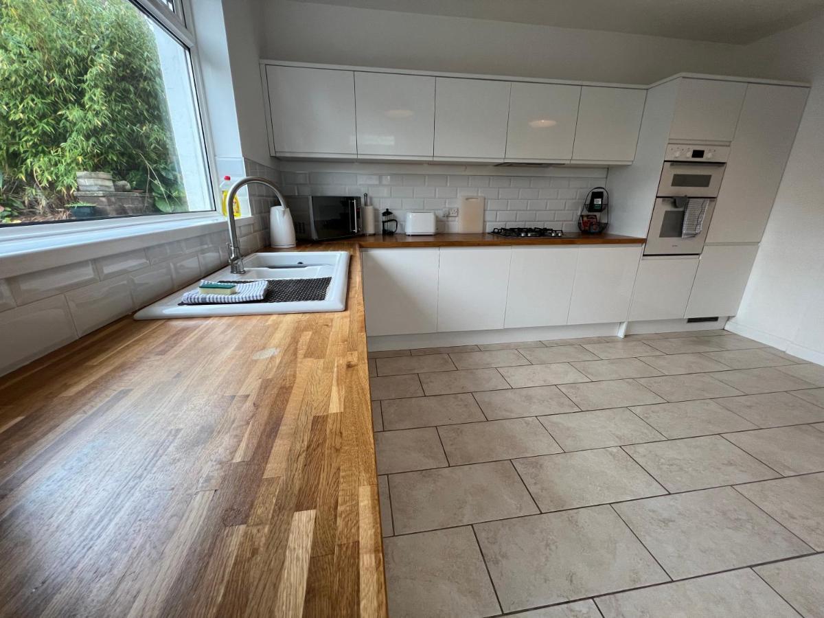 Gower Getaway - Parking & Ensuite Swansea Exterior foto